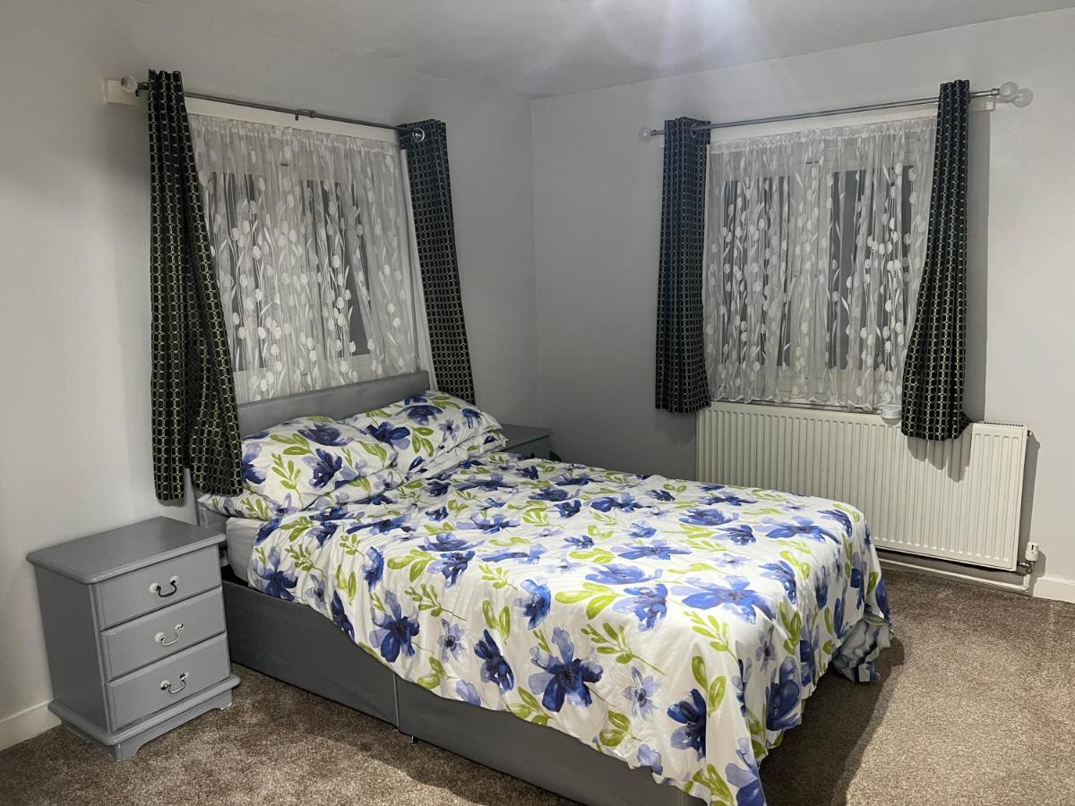 Cosy 2 Bedroom Flat Apartment London