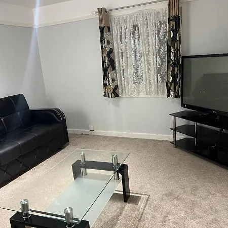 Cosy 2 Bedroom Flat London Exterior photo